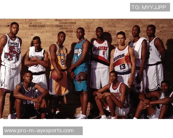 Kt篮球明星的崛起与影响力分析：从赛场到商业的全方位探讨